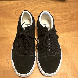 Women’s Suede Houndstooth Vans worn once Size 9